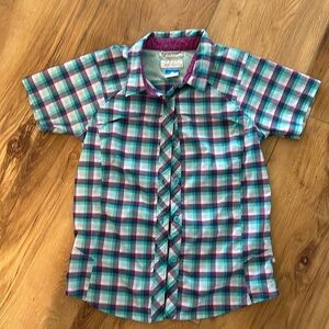 Columbia Omni-shield summer button up.